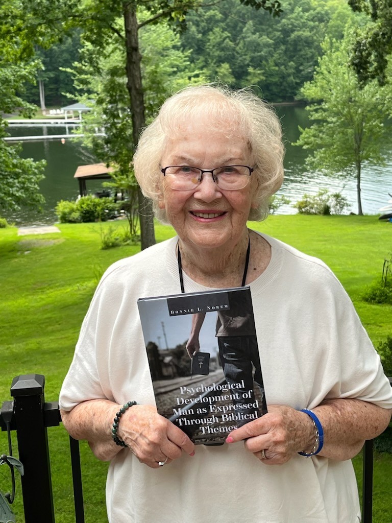 Bonnie_Norem_-_photo_2_1